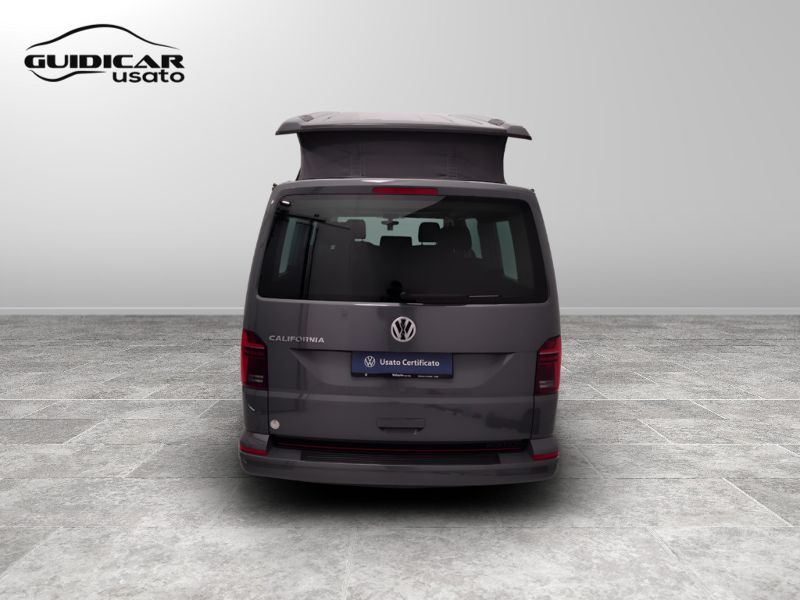 GuidiCar - VOLKSWAGEN INDUSTRIALI California 2023 California - California   BeachPC110 TDIA7 Usato